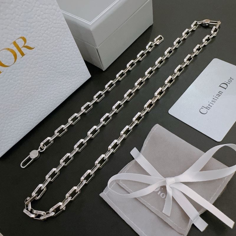 chr1st1an D10r necklaces